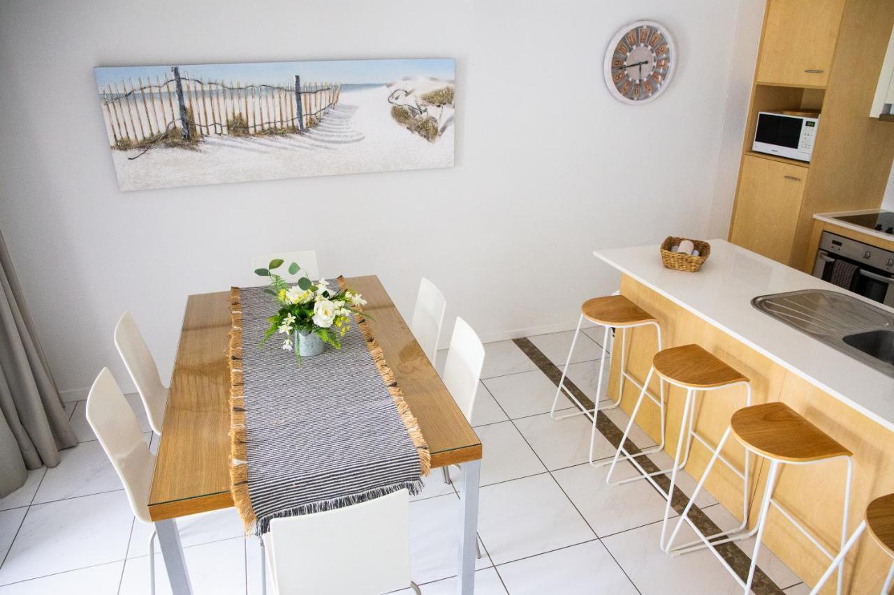Tropical Getaway In 2 Bedroom Unit In 4 Star Resort Noosaville Esterno foto