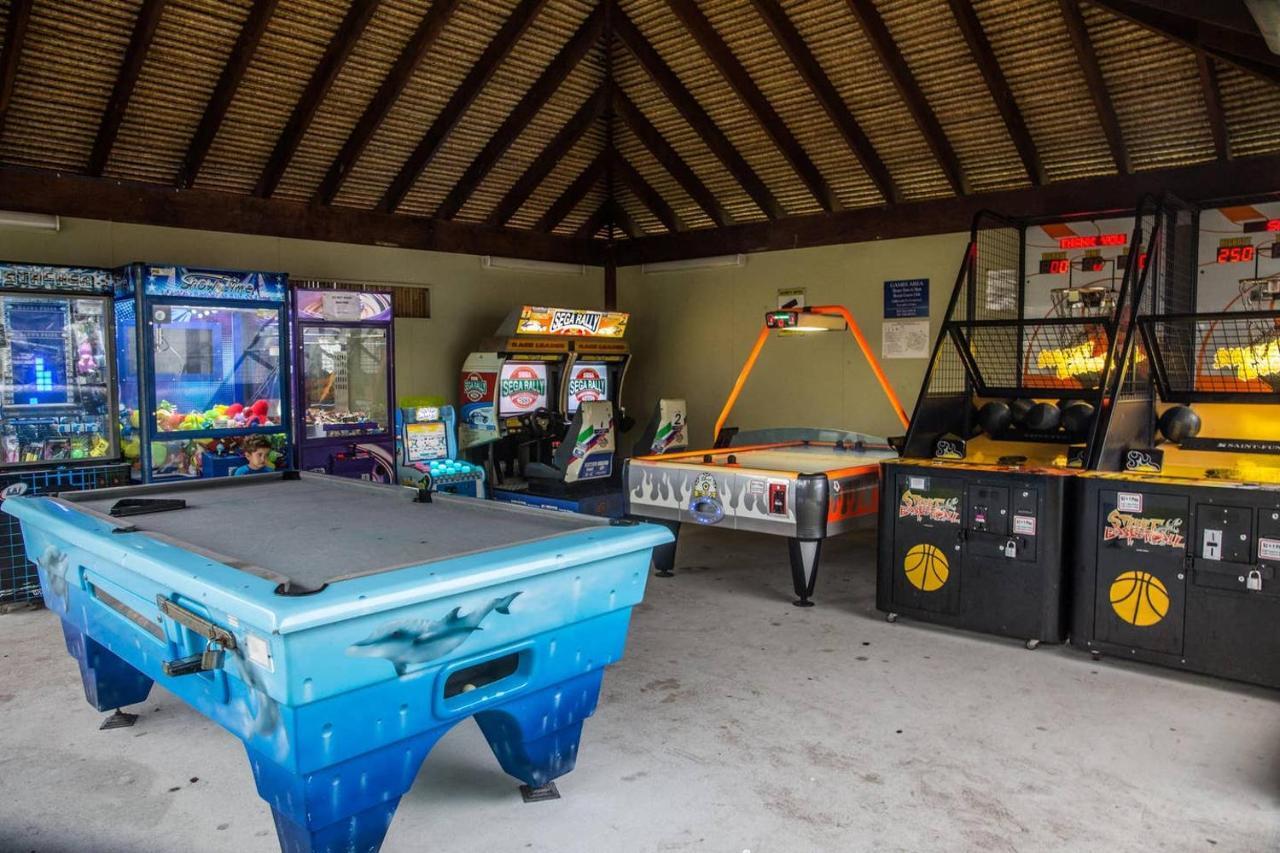 Tropical Getaway In 2 Bedroom Unit In 4 Star Resort Noosaville Esterno foto